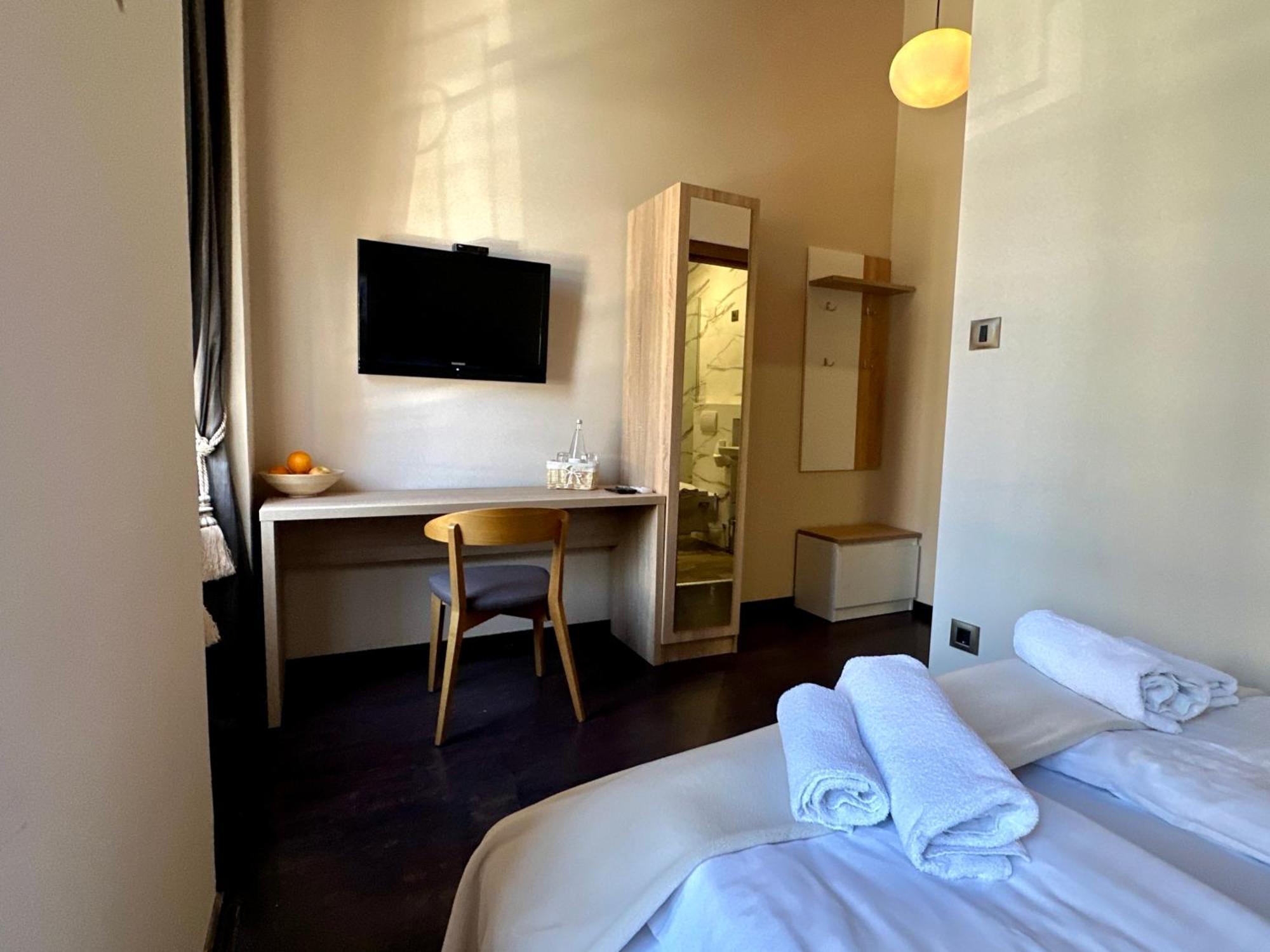 Agape Villa Apartments Novi Sad Buitenkant foto