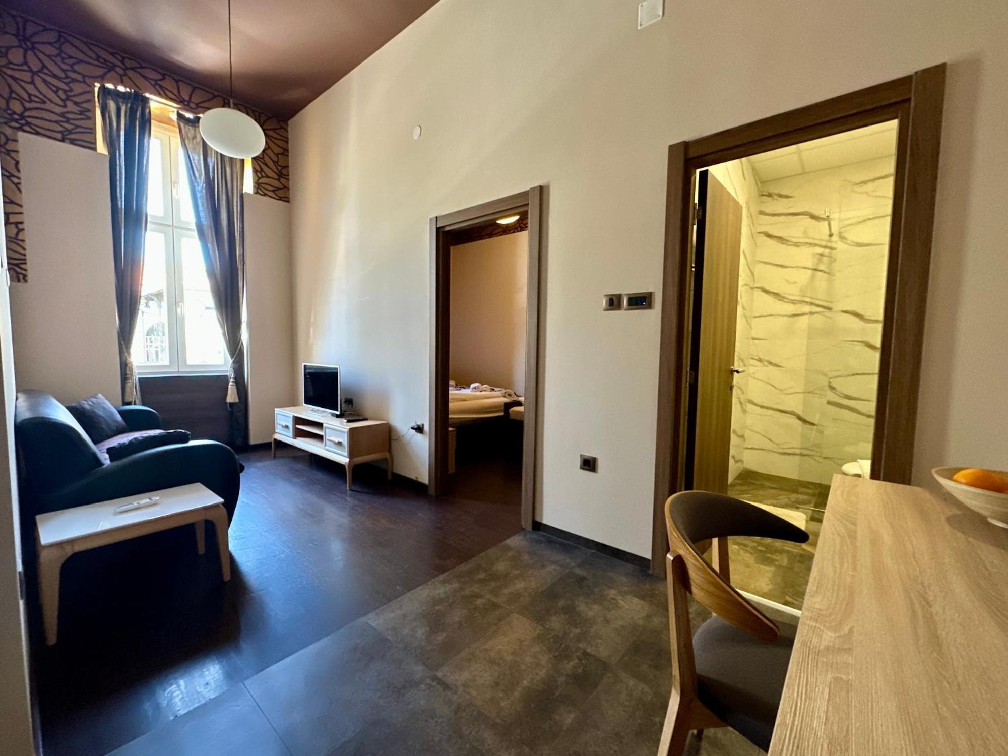 Agape Villa Apartments Novi Sad Buitenkant foto